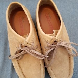 Women's Classic Clarks Wallabee Size 7 EUC